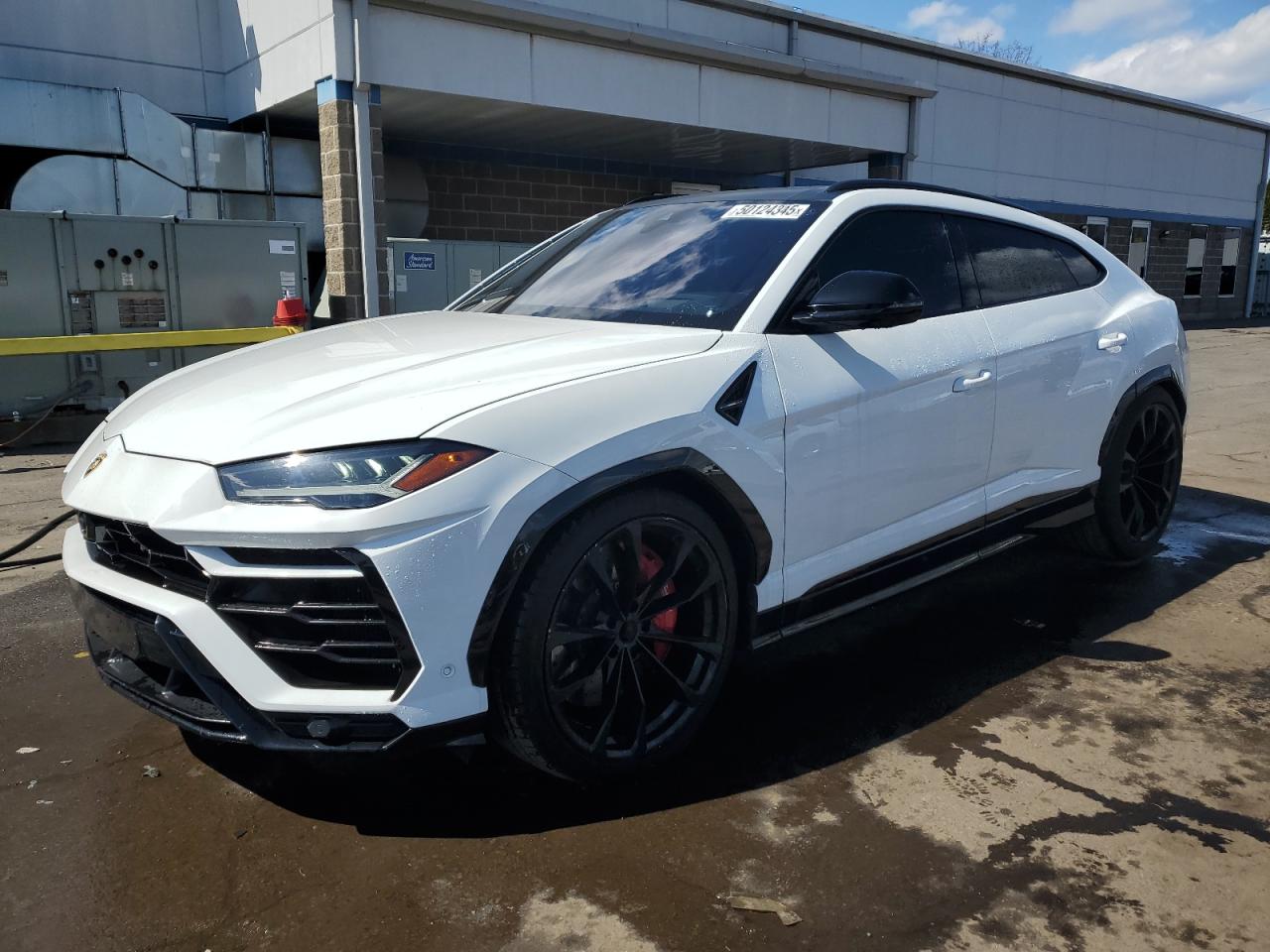 2019 Lamborghini Urus, VIN ZPBUA1ZL2KLA04482 — Vandalism