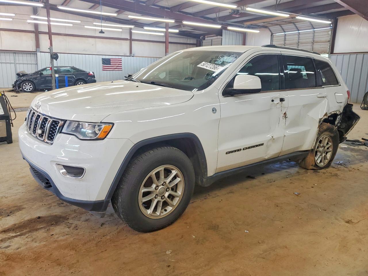 2019 Jeep Grand Cherokee Laredo, VIN 1C4RJFAG9KC782240 — Frame damage