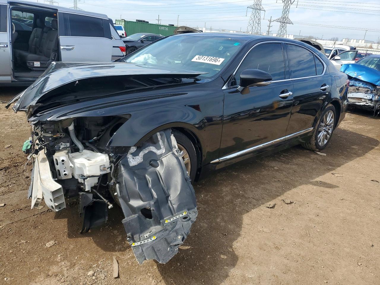 2015 Lexus LS 460, VIN JTHBL5EF3F5133663 — Front end