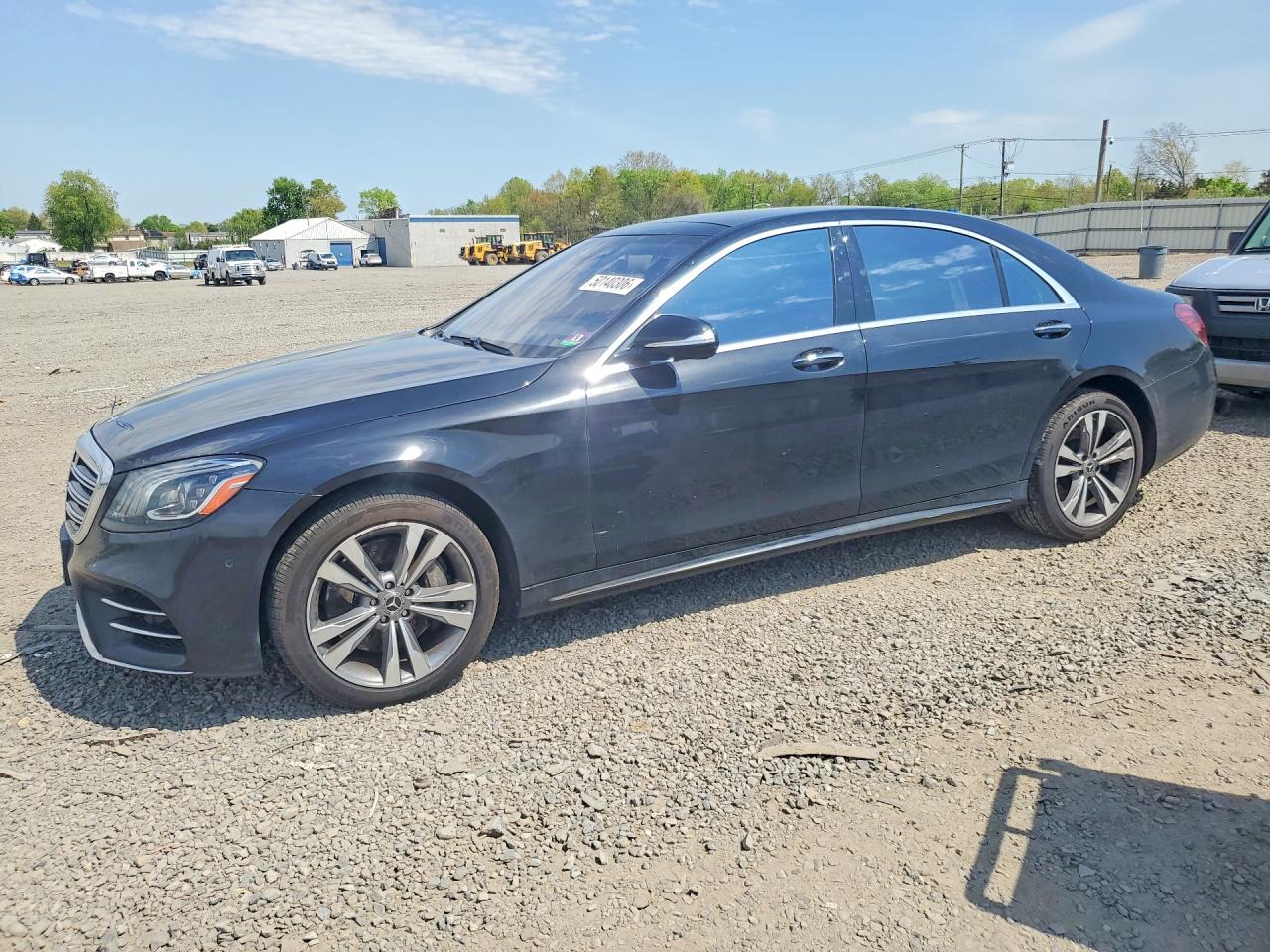 2019 Mercedes-Benz S 560, VIN WDDUG8GB1KA489000 — Front end