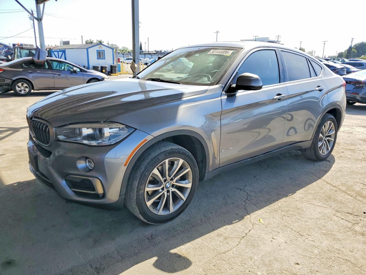 2017 BMW X6 sDrive35i, VIN 5UXKU0C52H0F99758 — Front end