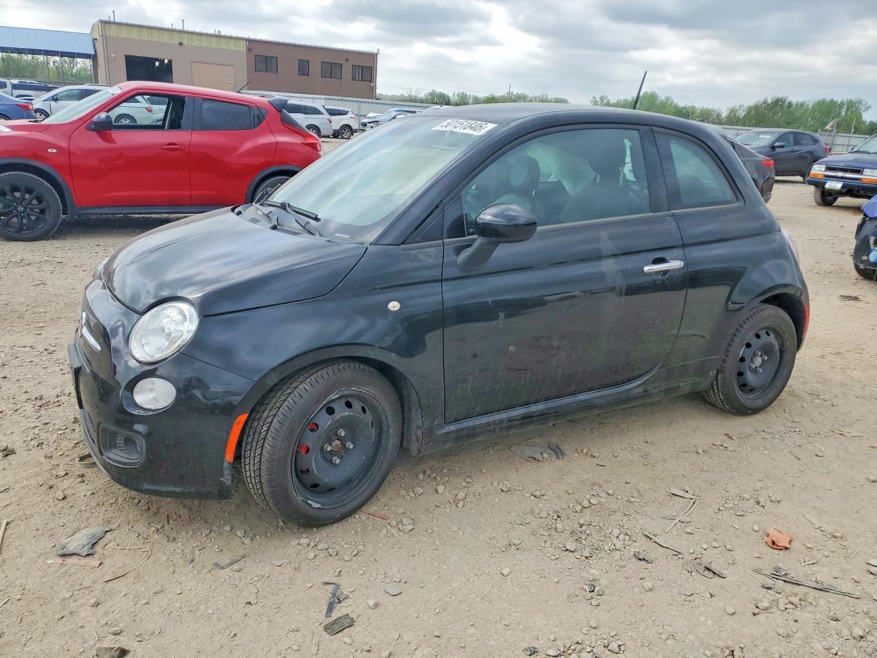 2015 FIAT 500 Sport, VIN 3C3CFFBR0FT625072 — Side