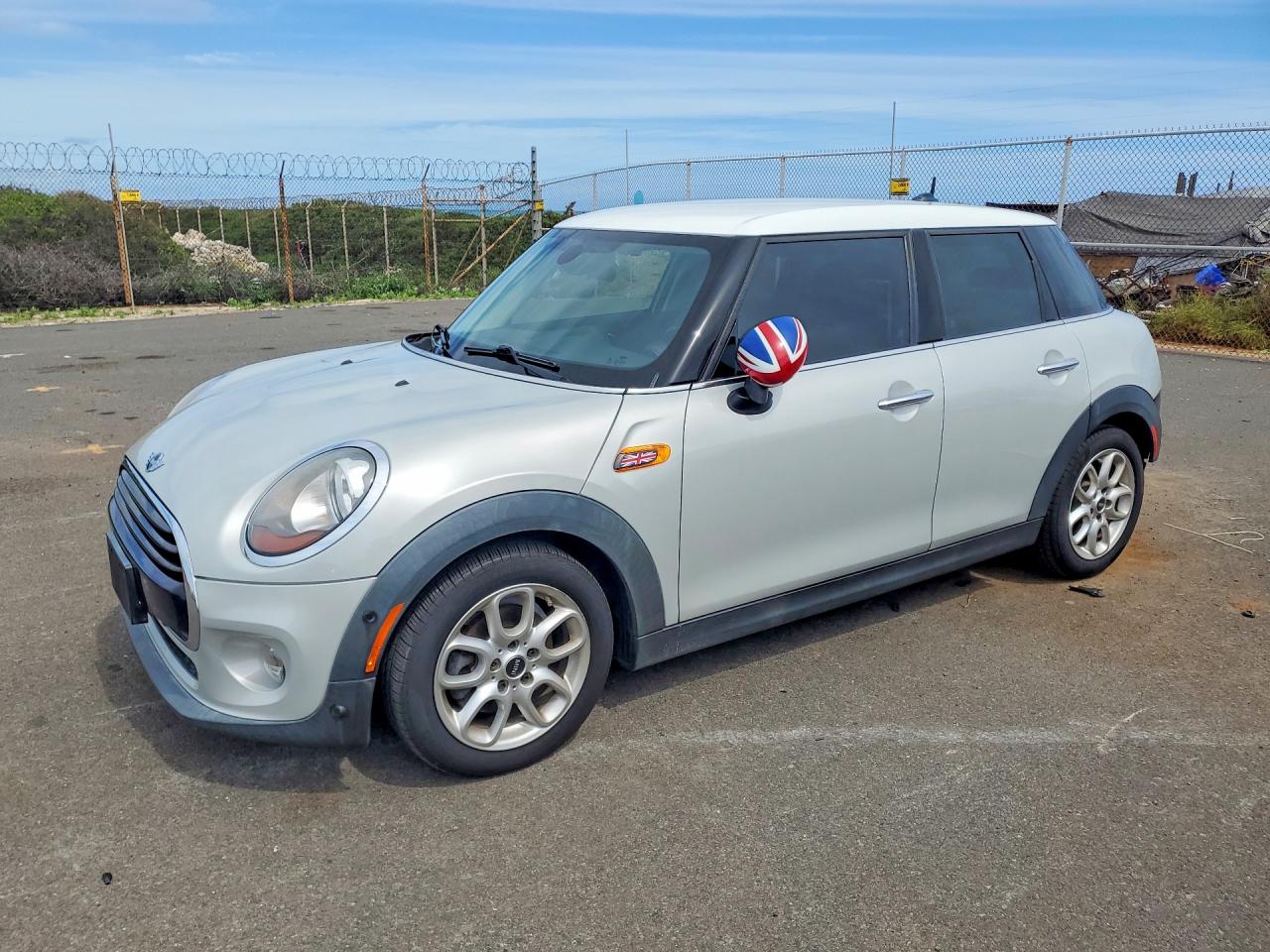 2018 MINI Hardtop 4 Door Cooper, VIN WMWXU1C50J2F80274 — Rear end