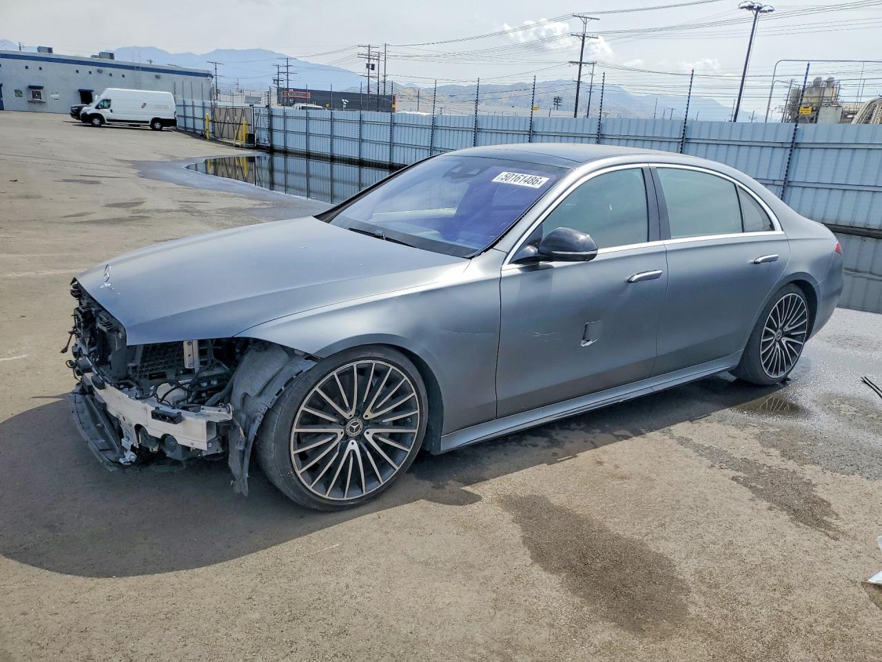 2022 Mercedes-Benz S 500, VIN W1K6G6DB3NA097089 — Front end