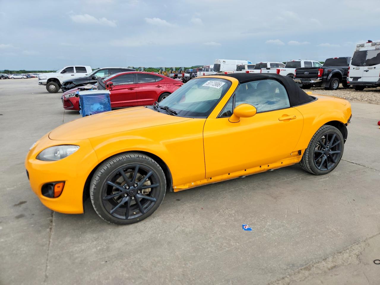 2009 Mazda MX-5 Miata Touring, VIN JM1NC25F490203346 — Rear end