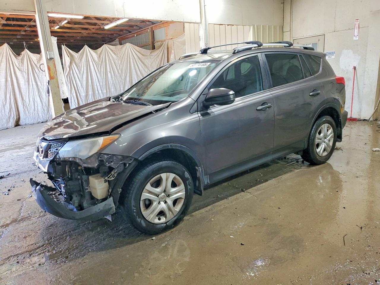 2013 Toyota RAV4 LE, VIN JTMZFREVXD5015922 — Front end