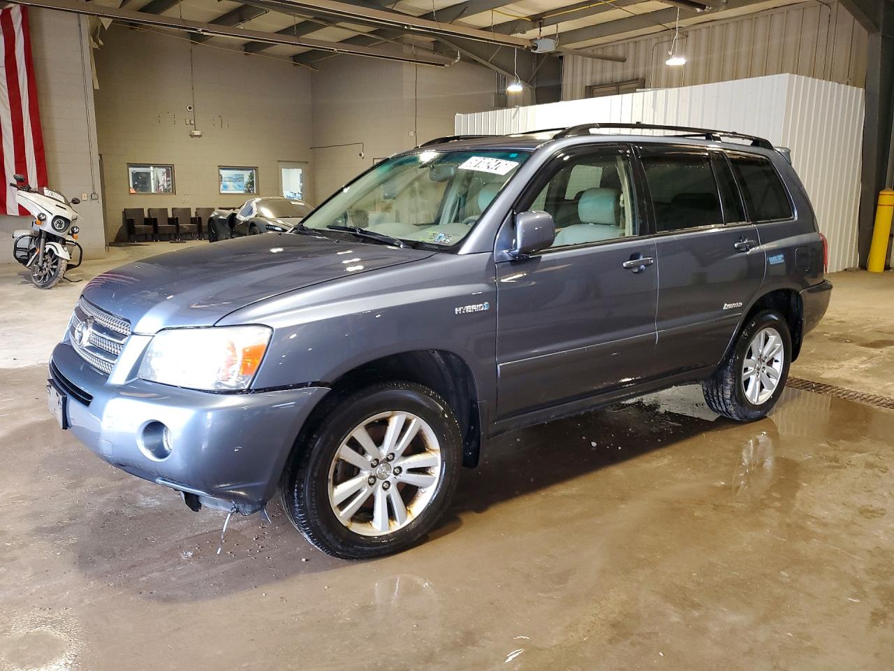 2006 Toyota Highlander Limited, VIN JTEEW21A460020621 — Front end