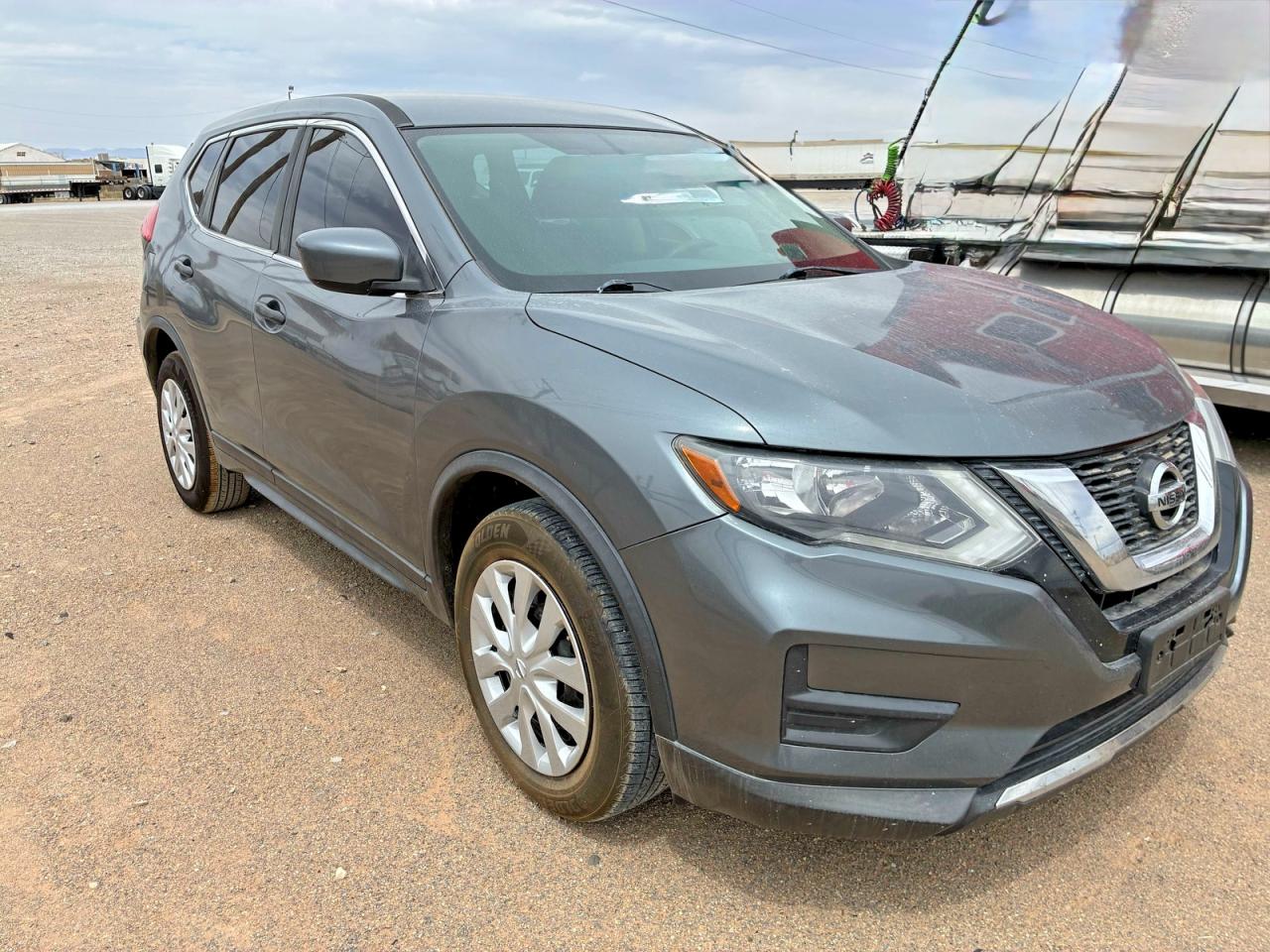 2017 Nissan Rogue S, VIN KNMAT2MT0HP545193 — Prior damage history