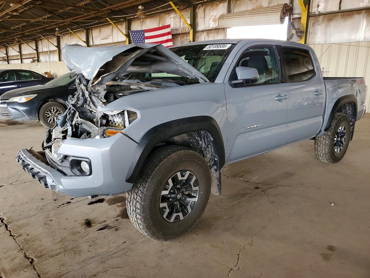 2021 Toyota Tacoma TRD Off Road, VIN 3TMCZ5AN8MM394358 — Front end