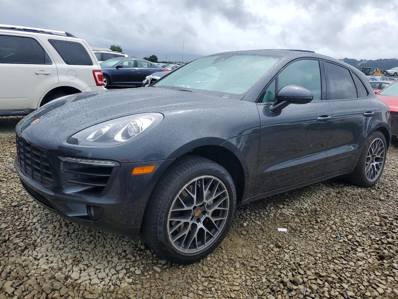 2017 Porsche Macan S, VIN WP1AB2A5XHLB17484 — Side