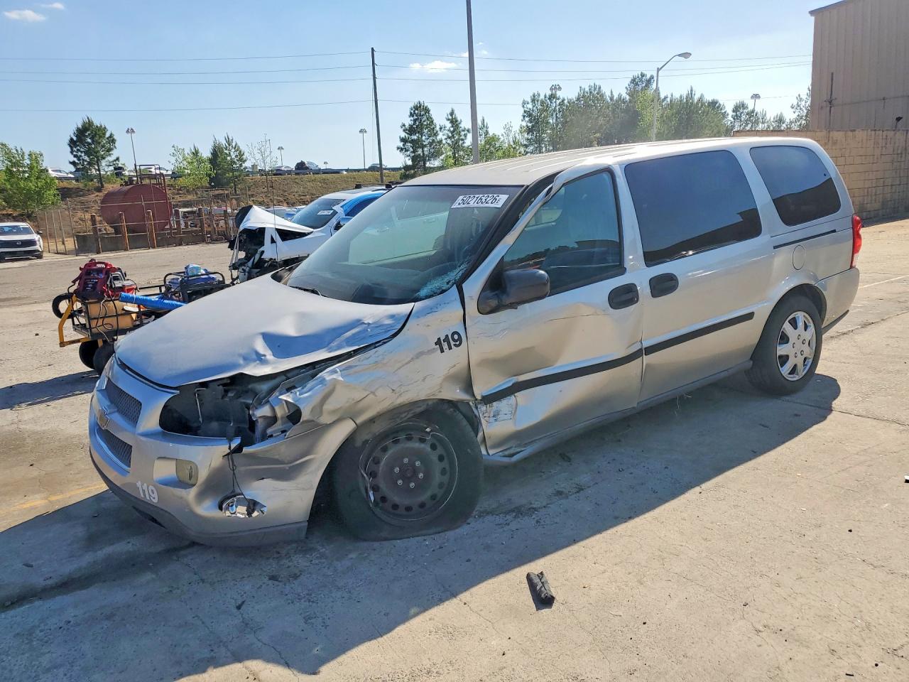 2007 Chevrolet Uplander LS Fleet, VIN 1GNDV23W47D168393 — Front end