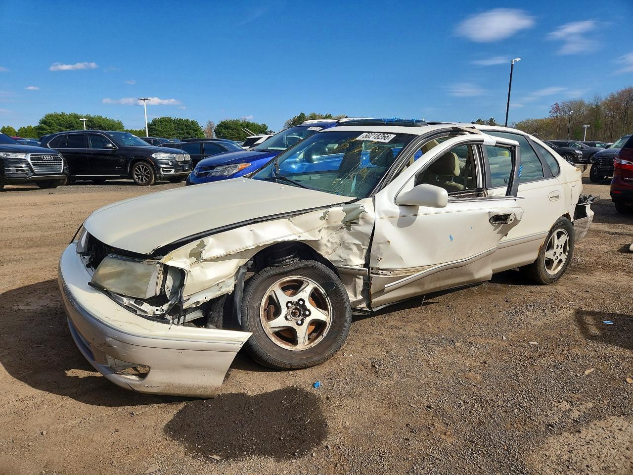 1998 Toyota Avalon XLS, VIN 4T1BF18B7WU252778 — All over