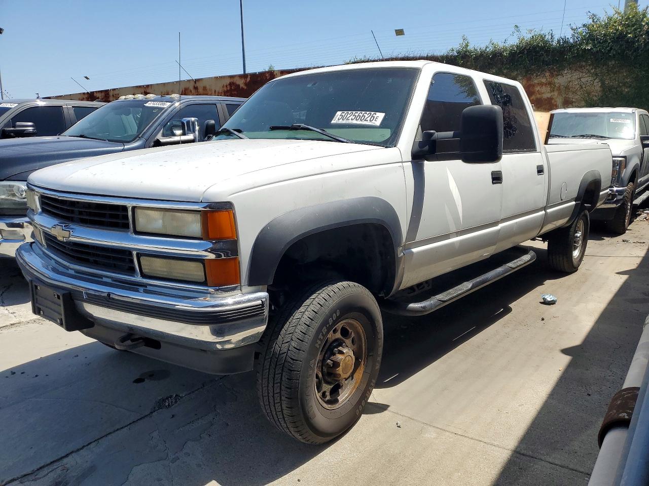 1997 Chevrolet Silverado 3500, VIN 1GCHK33J3VF007094 — Vandalism