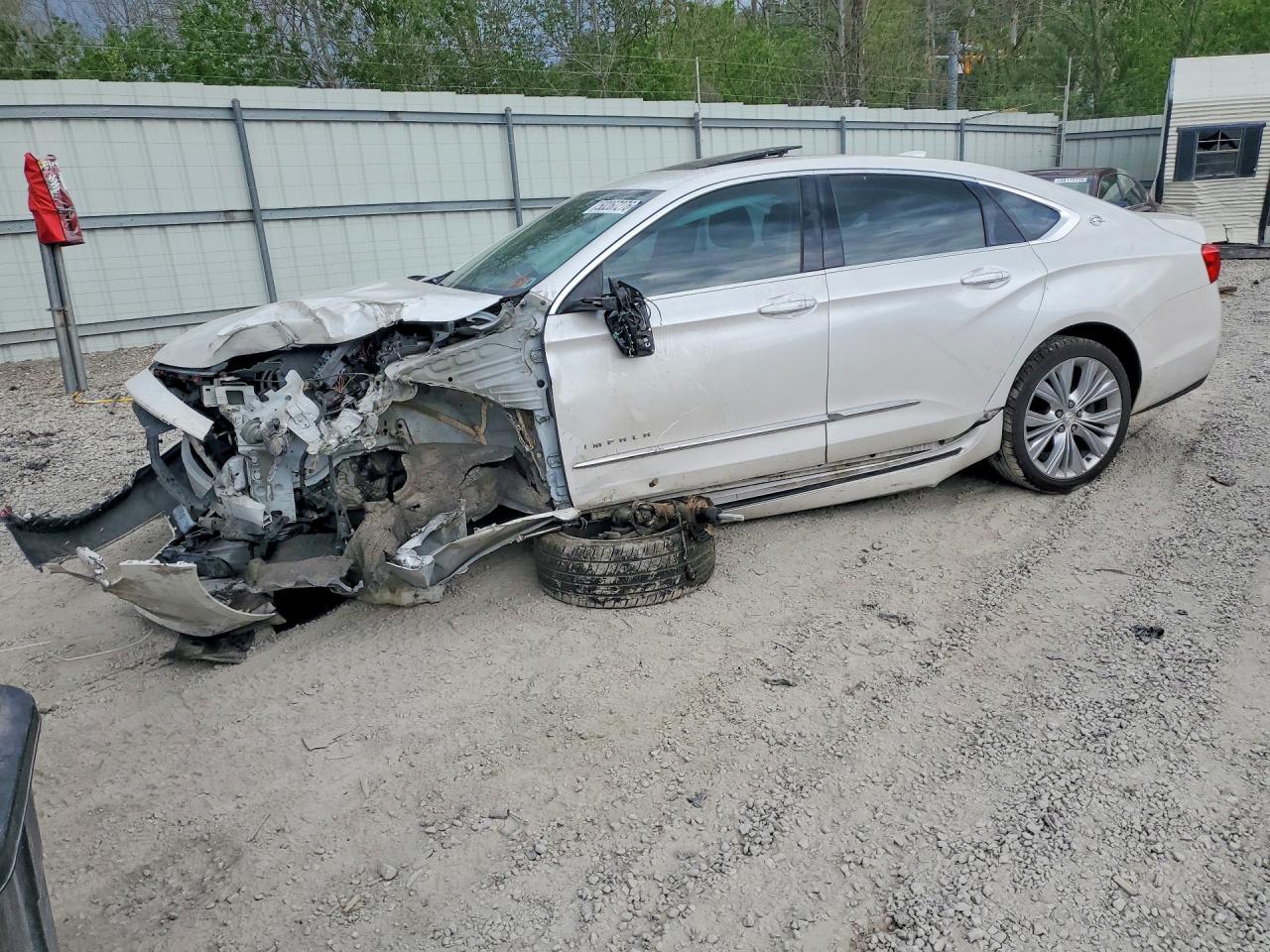 2015 Chevrolet Impala LTZ, VIN 1G1165S35FU135783 — Front end