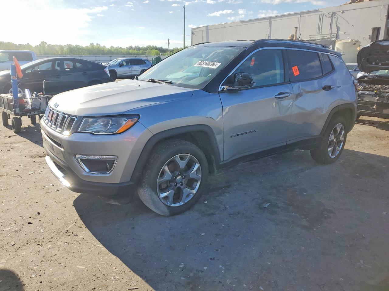 2019 Jeep Compass Limited, VIN 3C4NJDCB8KT661319 — Бок