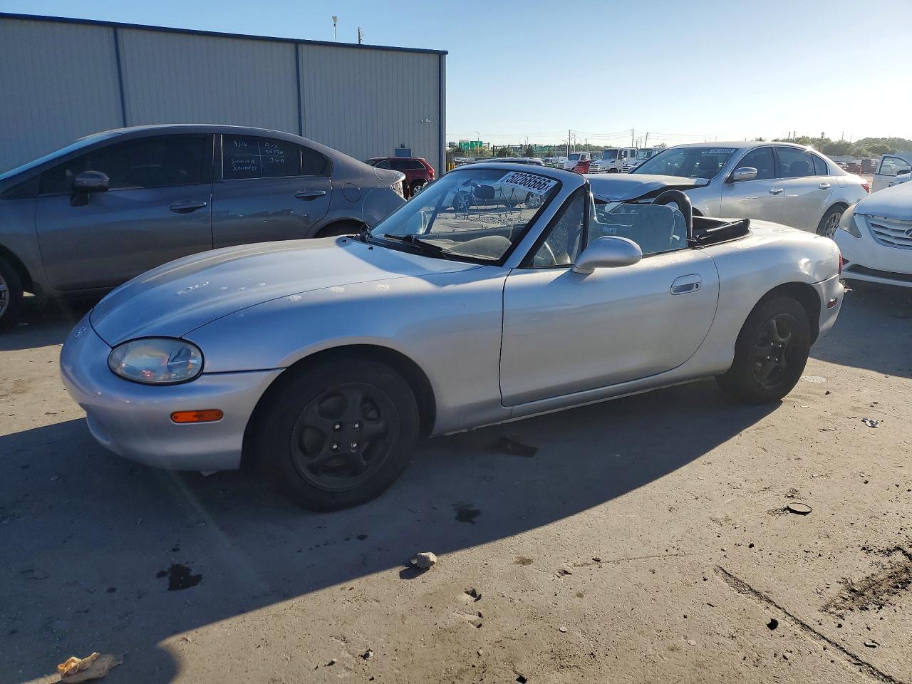 1999 Mazda MX-5 Miata, VIN JM1NB3531X0110439 — Mechanical