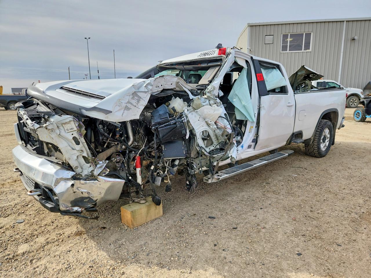 2023 Chevrolet Silverado 3500HD LT, VIN 1GC4YTEY4PF245420 — Front end