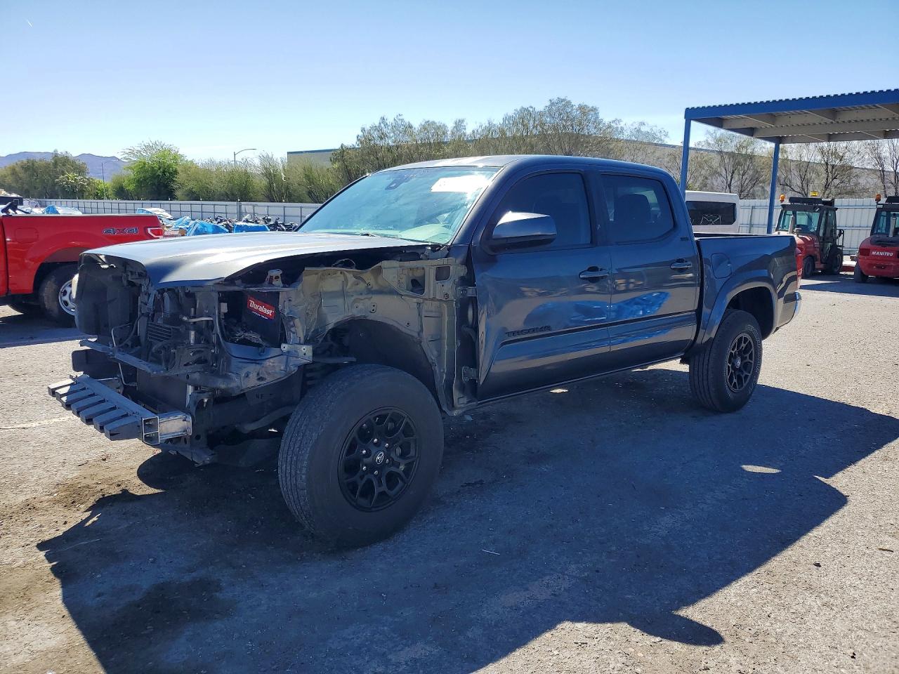 2019 Toyota Tacoma SR5, VIN 3TMAZ5CN6KM098241 — Front end