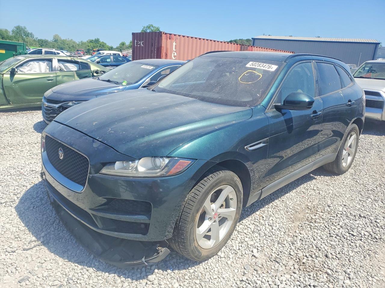 2017 Jaguar F-Pace 20d Premium, VIN SADCJ2BN7HA090868 — Normal wear