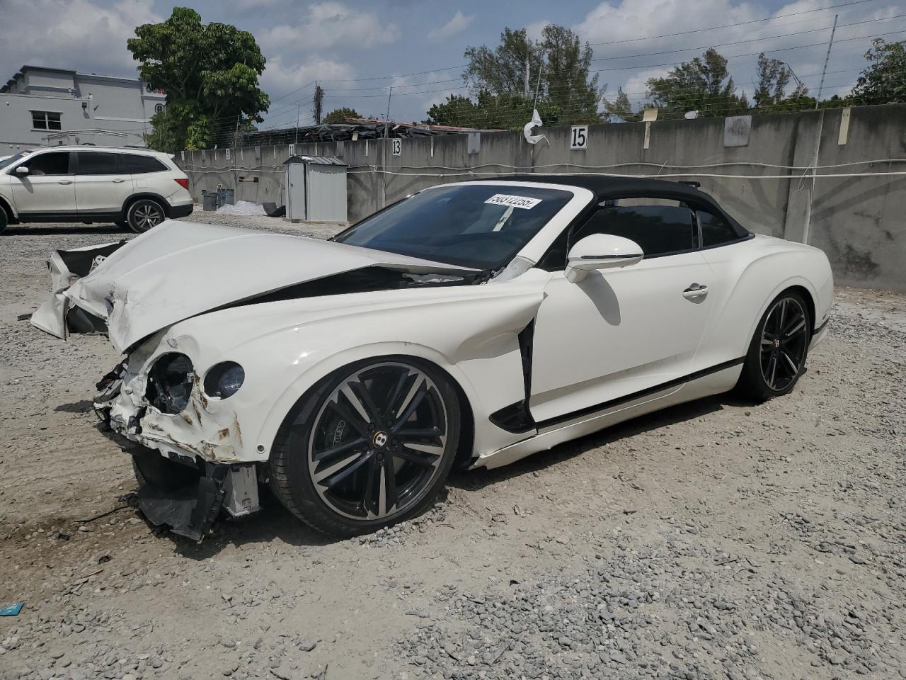 2020 Bentley Continental GT GT V8, VIN SCBDG4ZG5LC079384 — Front end
