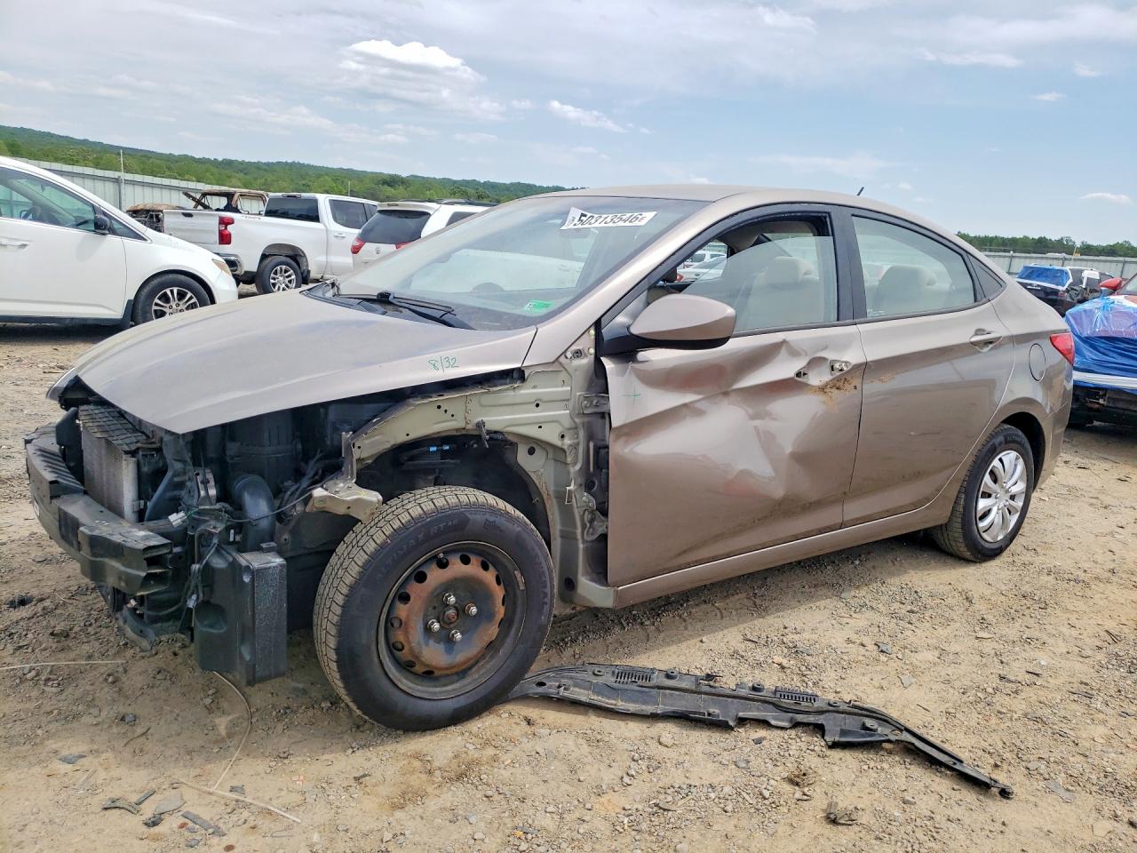 2013 Hyundai Accent GLS, VIN KMHCT4AE5DU486935 — Перед
