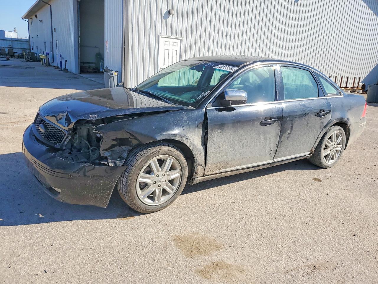 2007 Ford Five Hundred Limited, VIN 1FAHP25197G130636 — Front end