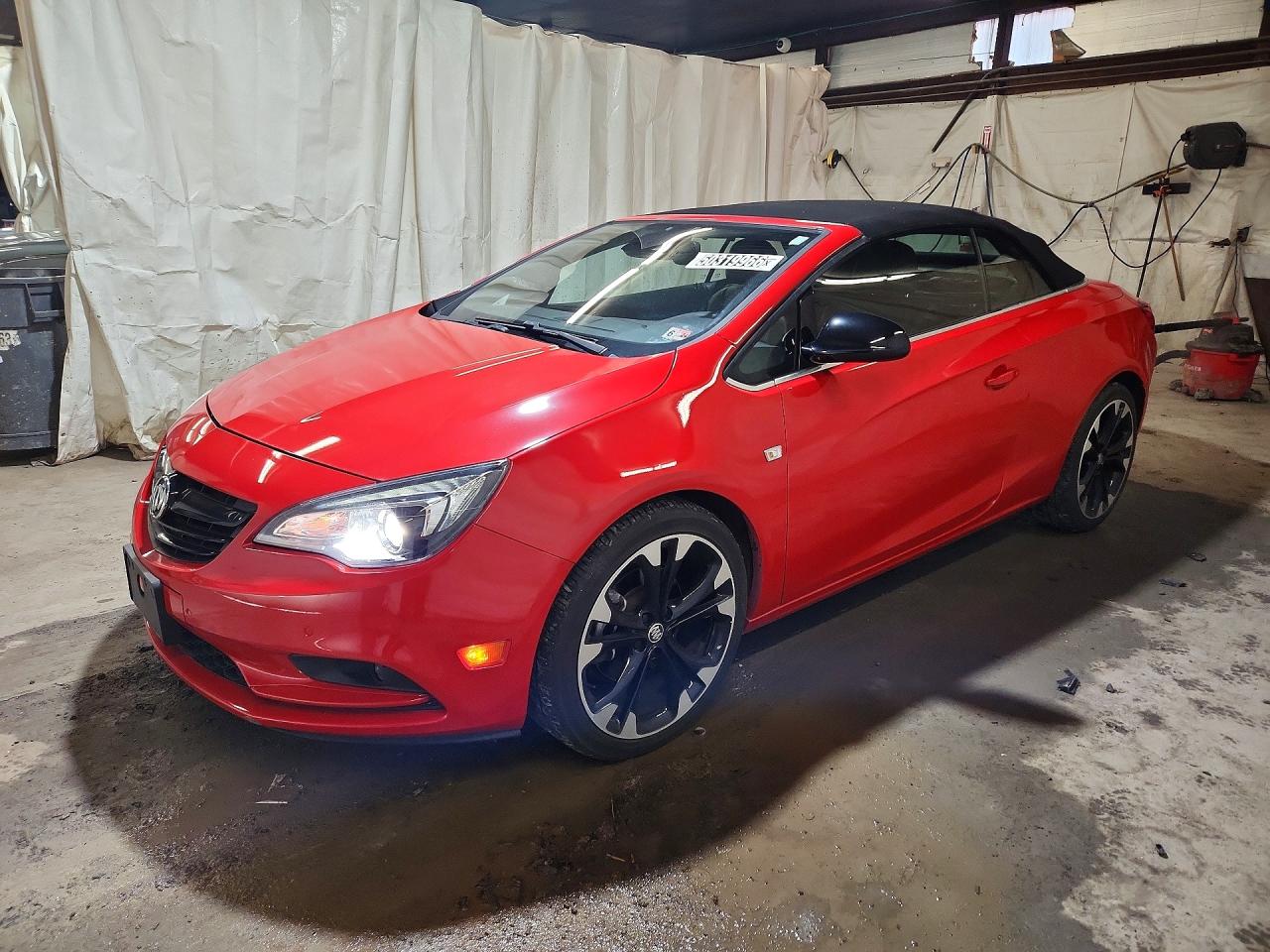2017 Buick Cascada Sport Touring, VIN W04WJ3N5XHG071376 — Normal wear