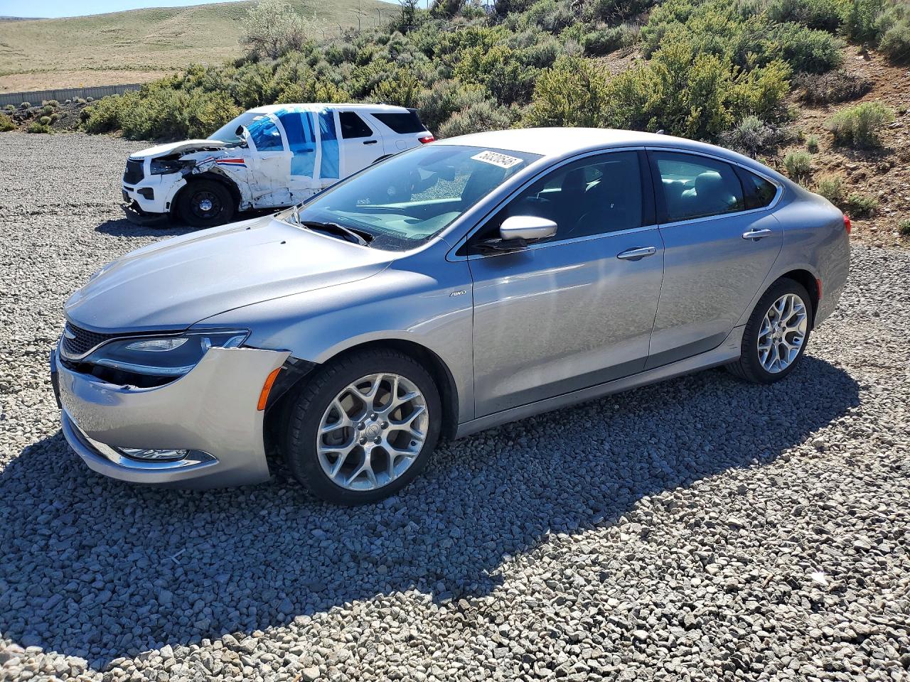 2015 Chrysler 200 C, VIN 1C3CCCEG1FN512619 — Front end