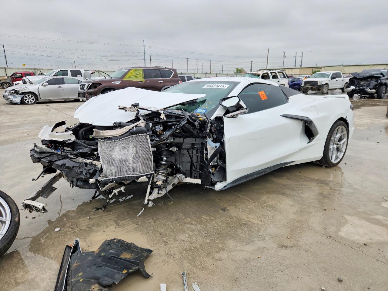 2022 Chevrolet Corvette 2LT, VIN 1G1YB3D48N5118425 — Front end