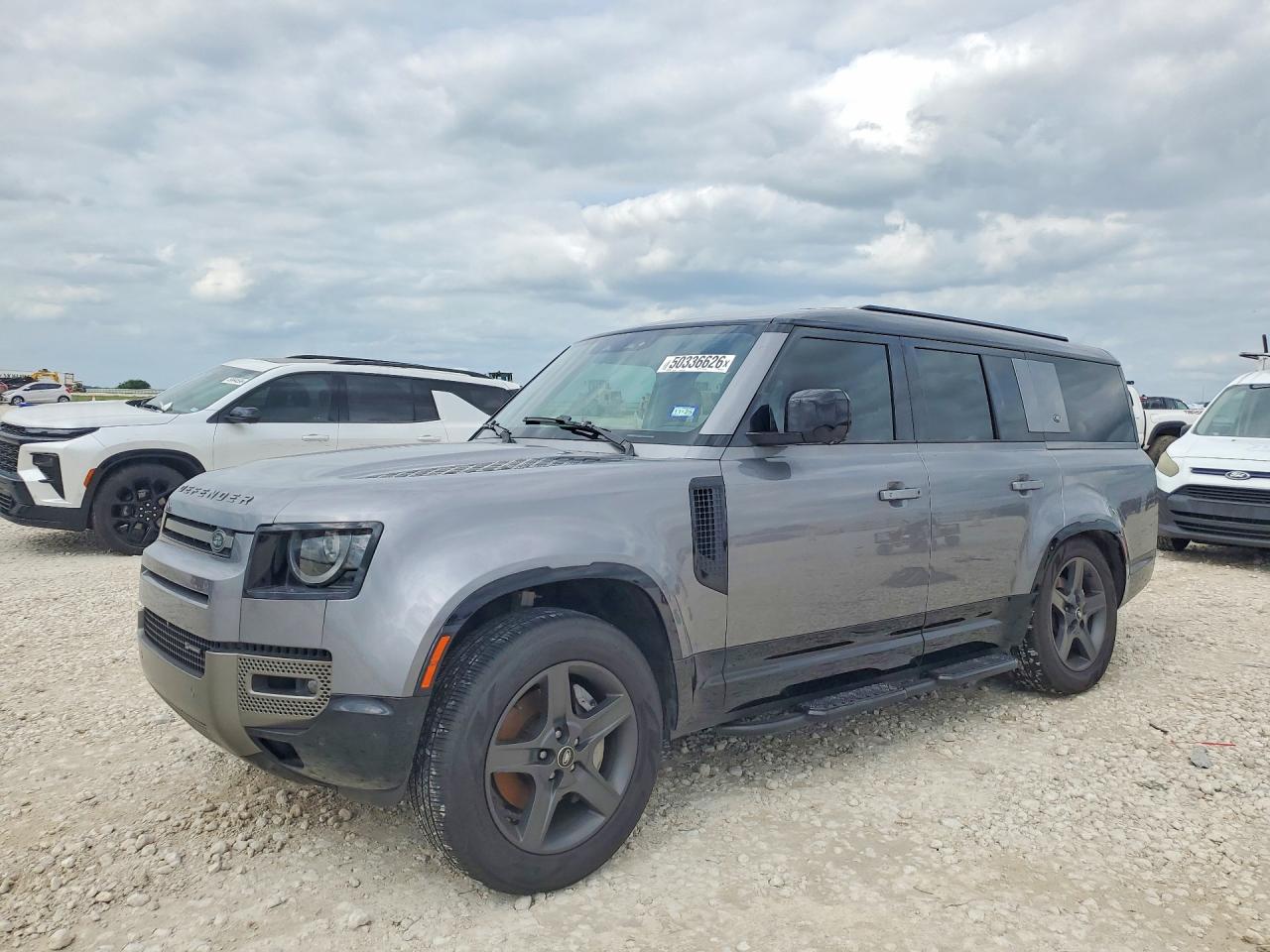 2023 Land Rover Defender X-Dynamic SE, VIN SALE2FEU2P2162816 — Rear end