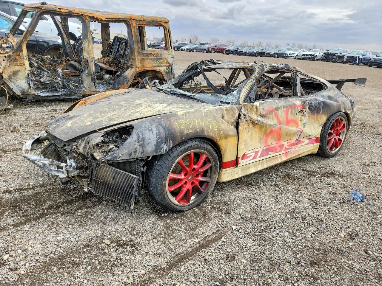 2004 Porsche 911, VIN WP0ZZZ99Z4S691916 — Пожар