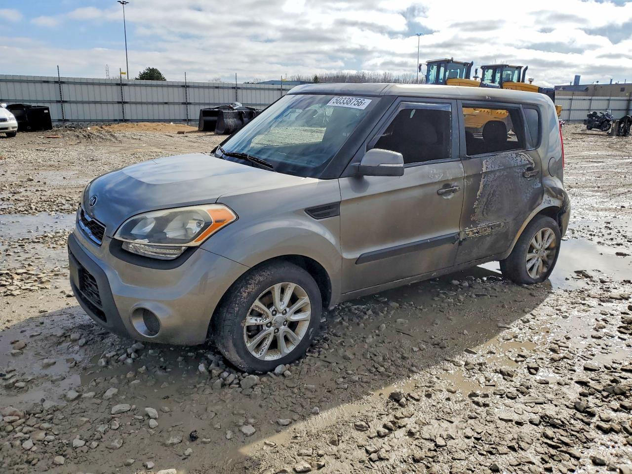 2013 Kia Soul +, VIN KNDJT2A66D7515401 — Пожар в салоне