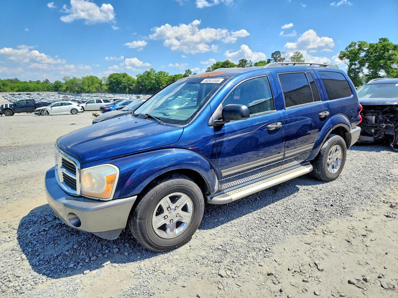 2006 Dodge Durango SLT, VIN 1D4HD48N36F130362 — Front end