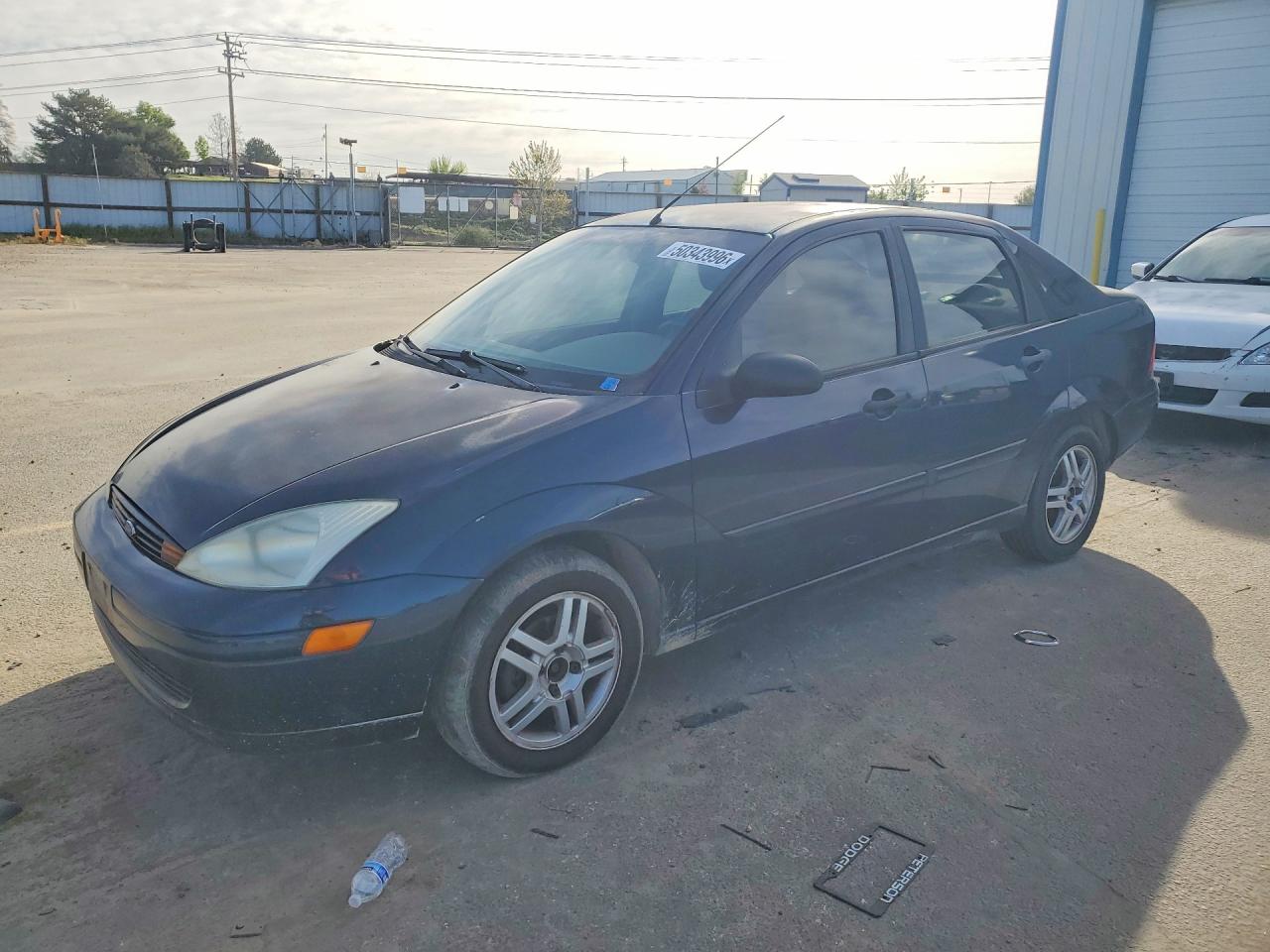 2001 Ford Focus SE, VIN 1FAFP34P71W285251 — Перед