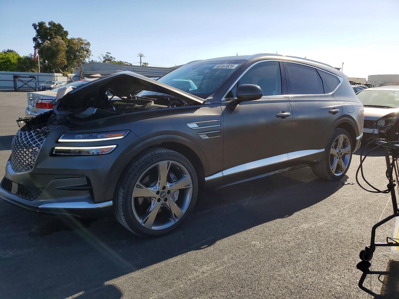 2024 Genesis GV80, VIN KMUHCESC1RU162592 — Front end