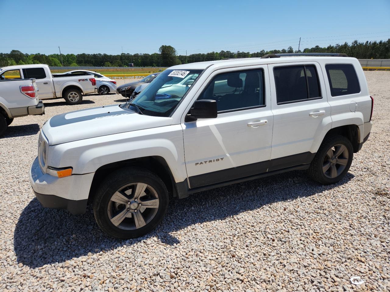 2016 Jeep Patriot Sport SE, VIN 1C4NJPBA2GD678544 — Rear end