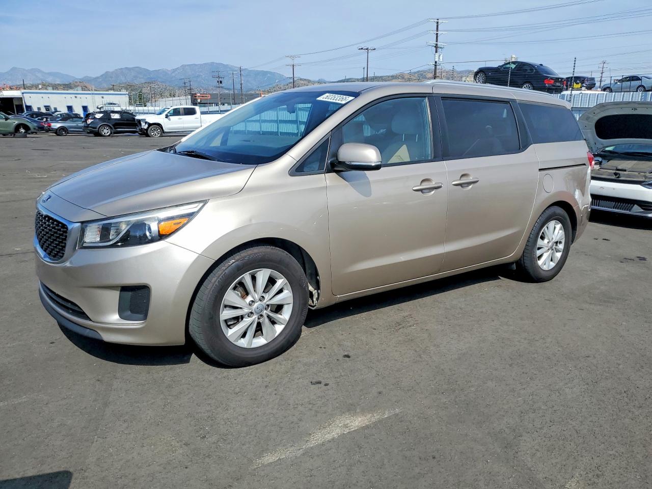 2016 Kia Sedona LX, VIN KNDMB5C18G6140138 — Фото с аукциона