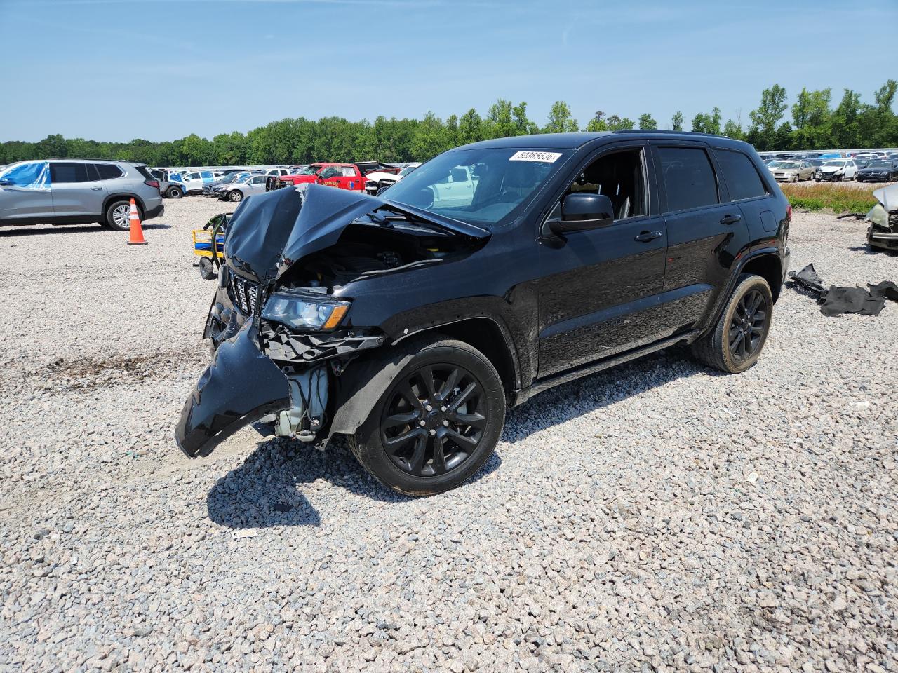 2021 Jeep Grand Cherokee Laredo X, VIN 1C4RJFAG7MC691387 — Front end