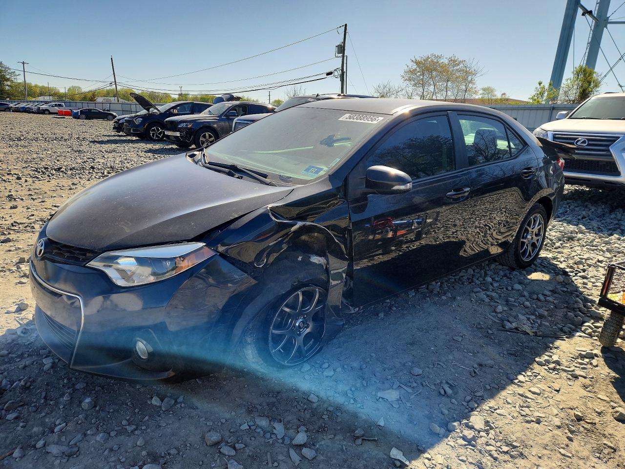 2014 Toyota Corolla LE, VIN 2T1BURHE3EC028390 — Side