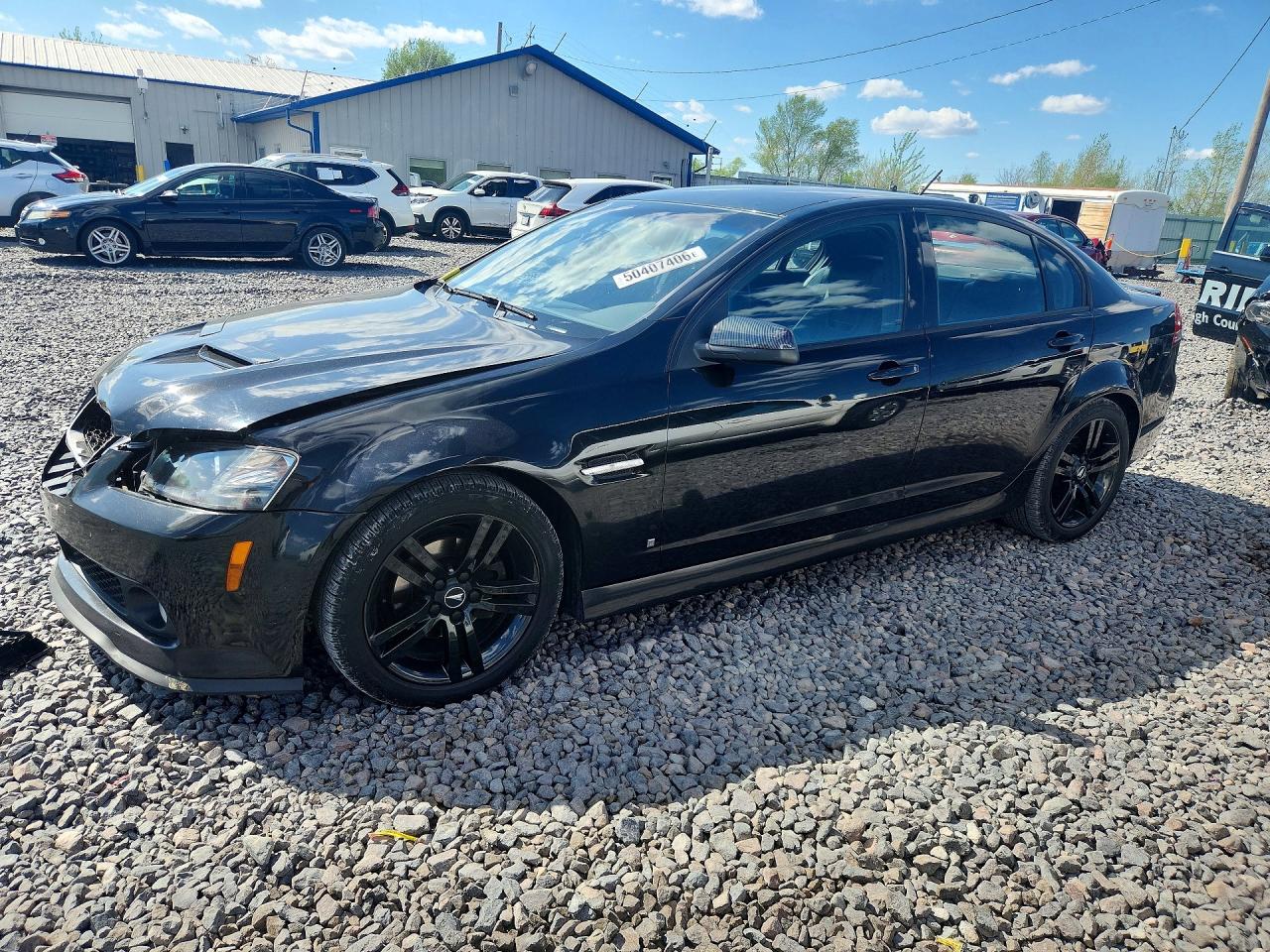 2008 Pontiac G8, VIN 6G2ER57718L124078 — Front end