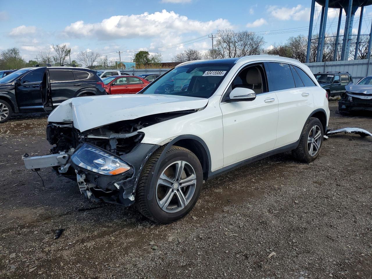 2018 Mercedes-Benz GLC 300, VIN WDC0G4JB6JV028418 — Front end