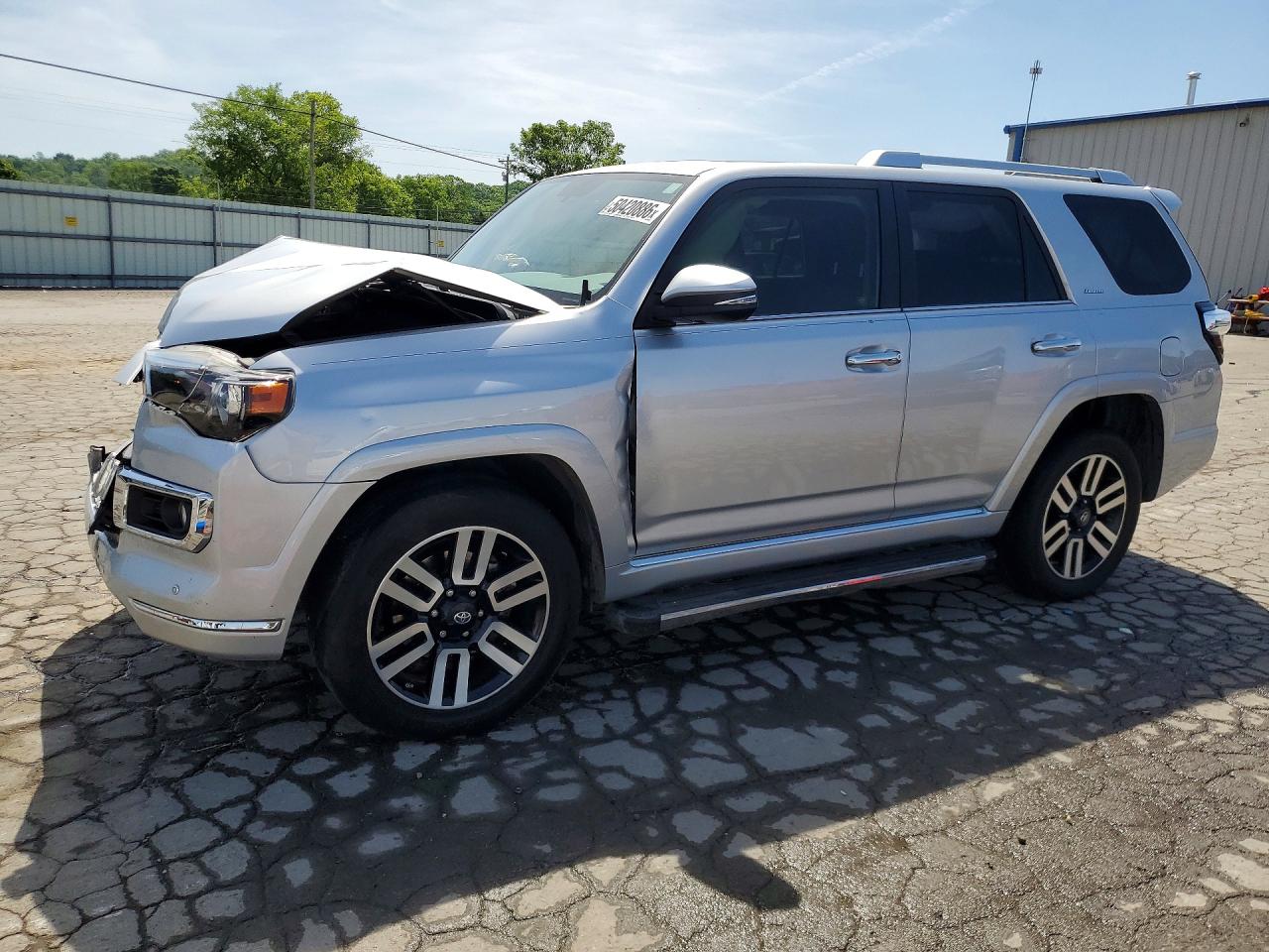 2019 Toyota 4Runner Limited, VIN JTEBU5JRXK5667943 — Front end