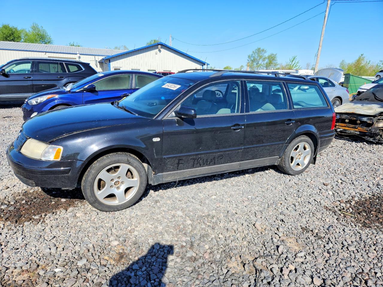2001 Volkswagen Passat GLX, VIN WVWLH63B91E031712 — All over