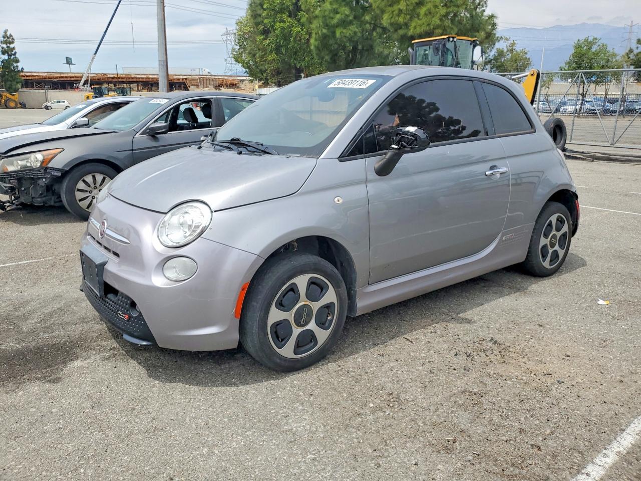 2016 FIAT 500e, VIN 3C3CFFGE0GT229280 — Бок