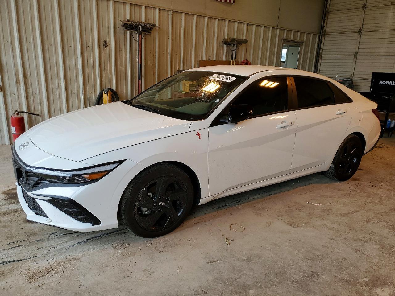 2026 Hyundai Elantra SEL Sport, VIN KMHLM4DG0TU100012 — Вода / потоп