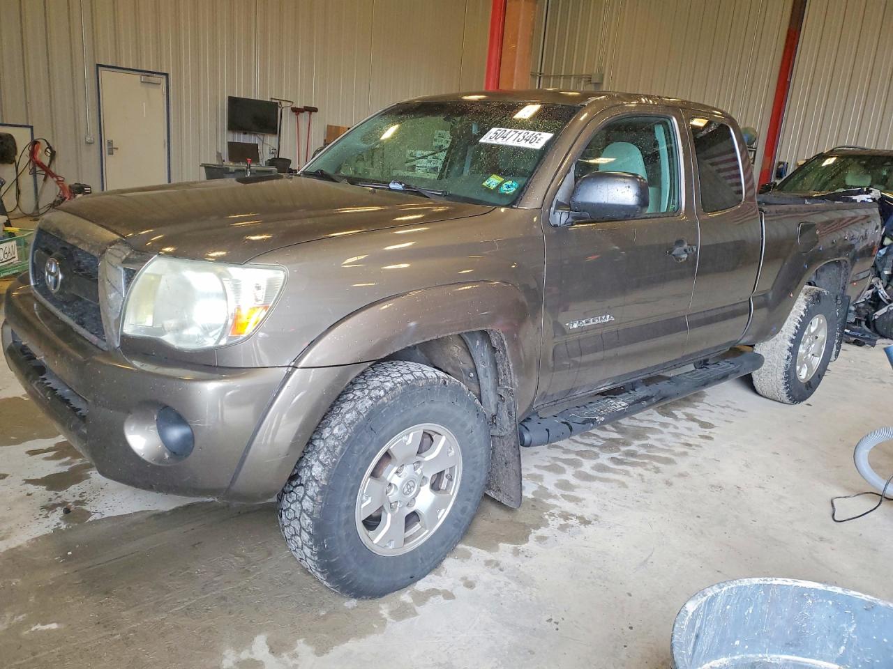 2011 Toyota Tacoma, VIN 5TFUX4ENXBX003040 — Roof