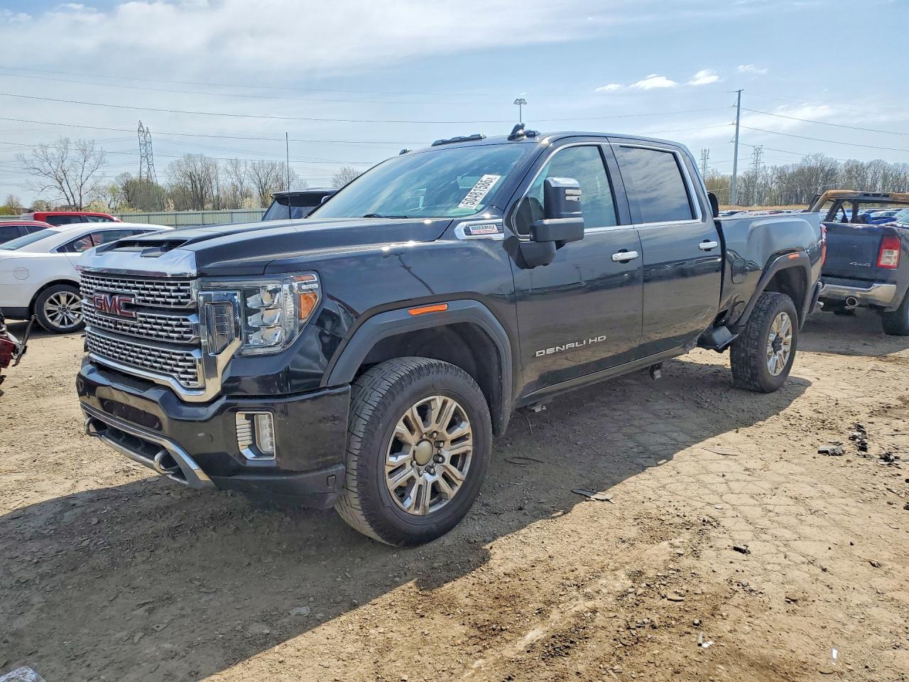2021 GMC Sierra 2500HD Denali, VIN 1GT49REY5MF176331 — Side