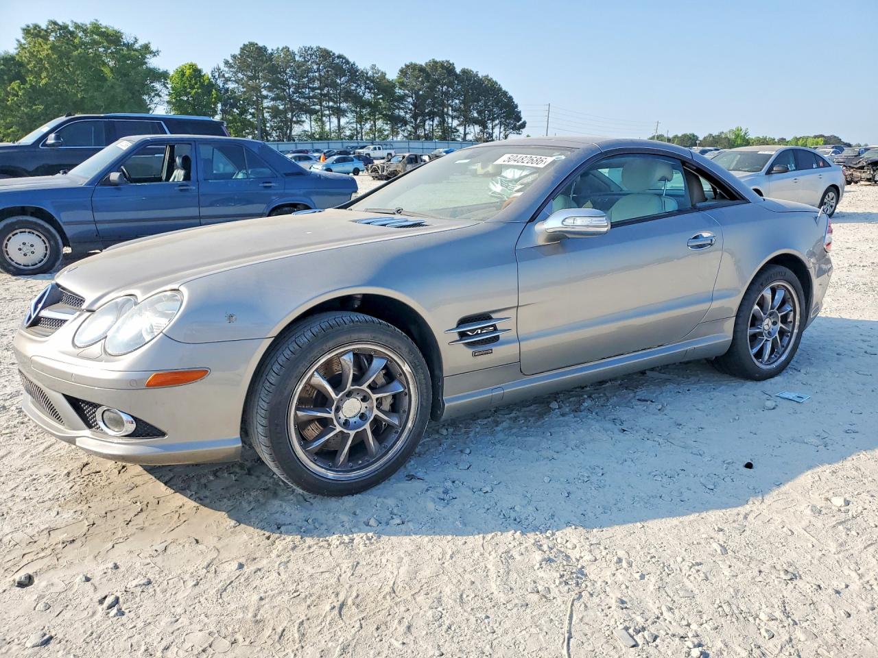 2007 Mercedes-Benz SL, VIN WDBSK77F17F129764 — Minor dents and scratches