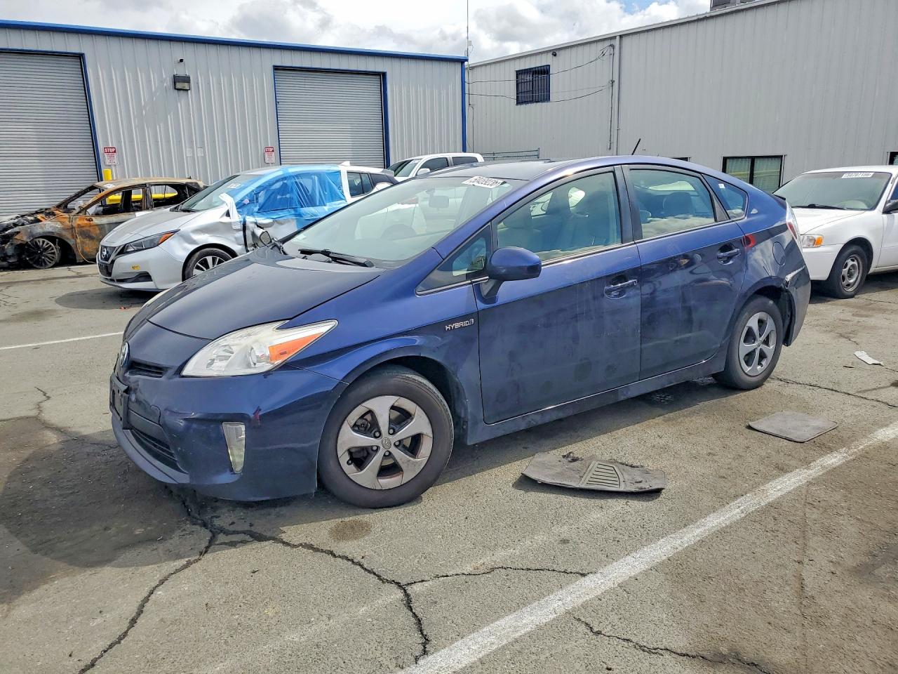 2014 Toyota Prius Three, VIN JTDKN3DU5E0374779 — Rear end