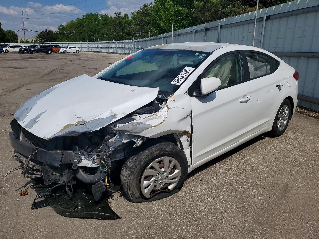 2018 Hyundai Elantra SE, VIN 5NPD74LF4JH227815 — Front end